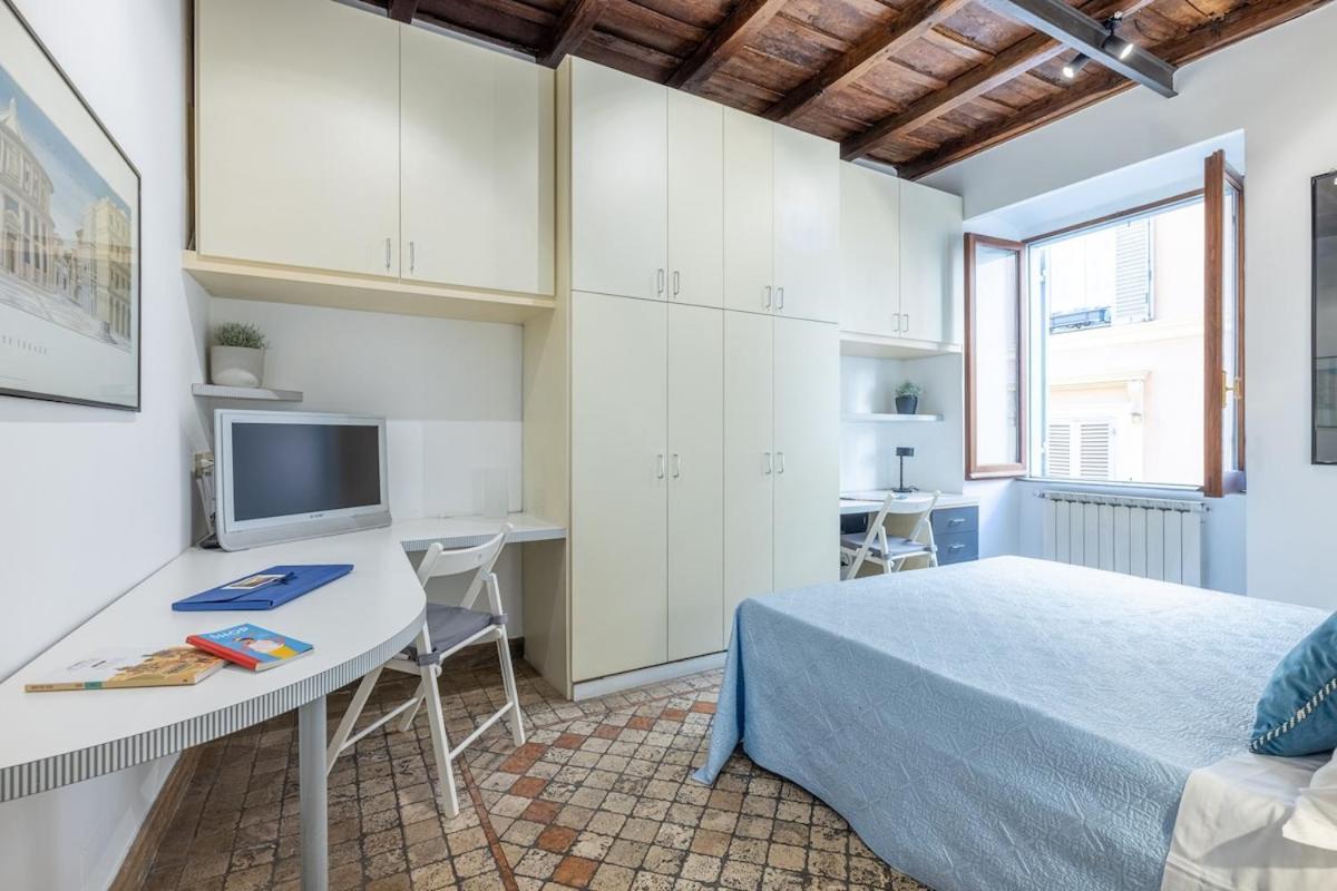 Nostromondo Prestigious 2 Bedrooms Domus In Forum Area Apartment Rome